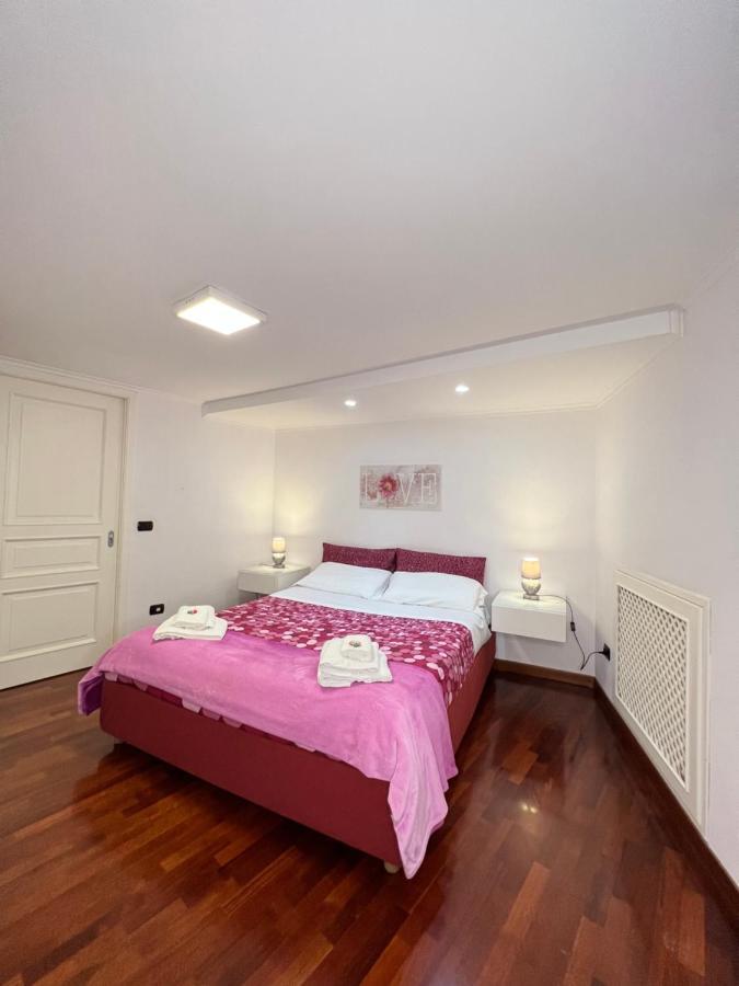 Casa Vacanze Maridy Napoli Eksteriør billede